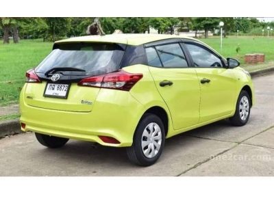 Toyota YARIS 1.2 J ECO สีเขียว เกียร์ AT ปี 2019 รูปที่ 5